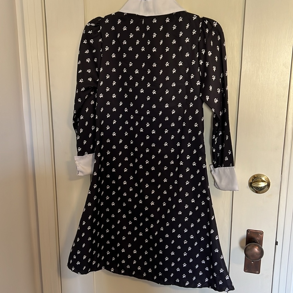 Wednesday Dress - Picture 4 of 4